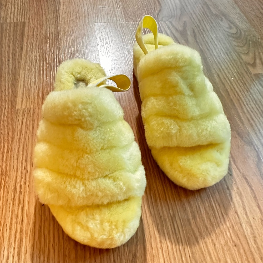 UGG women Yellow Fluffy Slippers